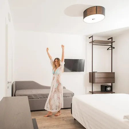 Fiori Di Cardo - Agrimare * チェルヴィア